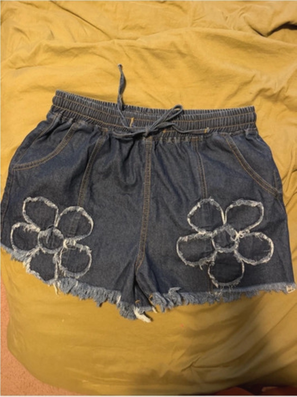 Super cute Denim Floral Appliqué Women’s Drawstring Shorts - Blue XL